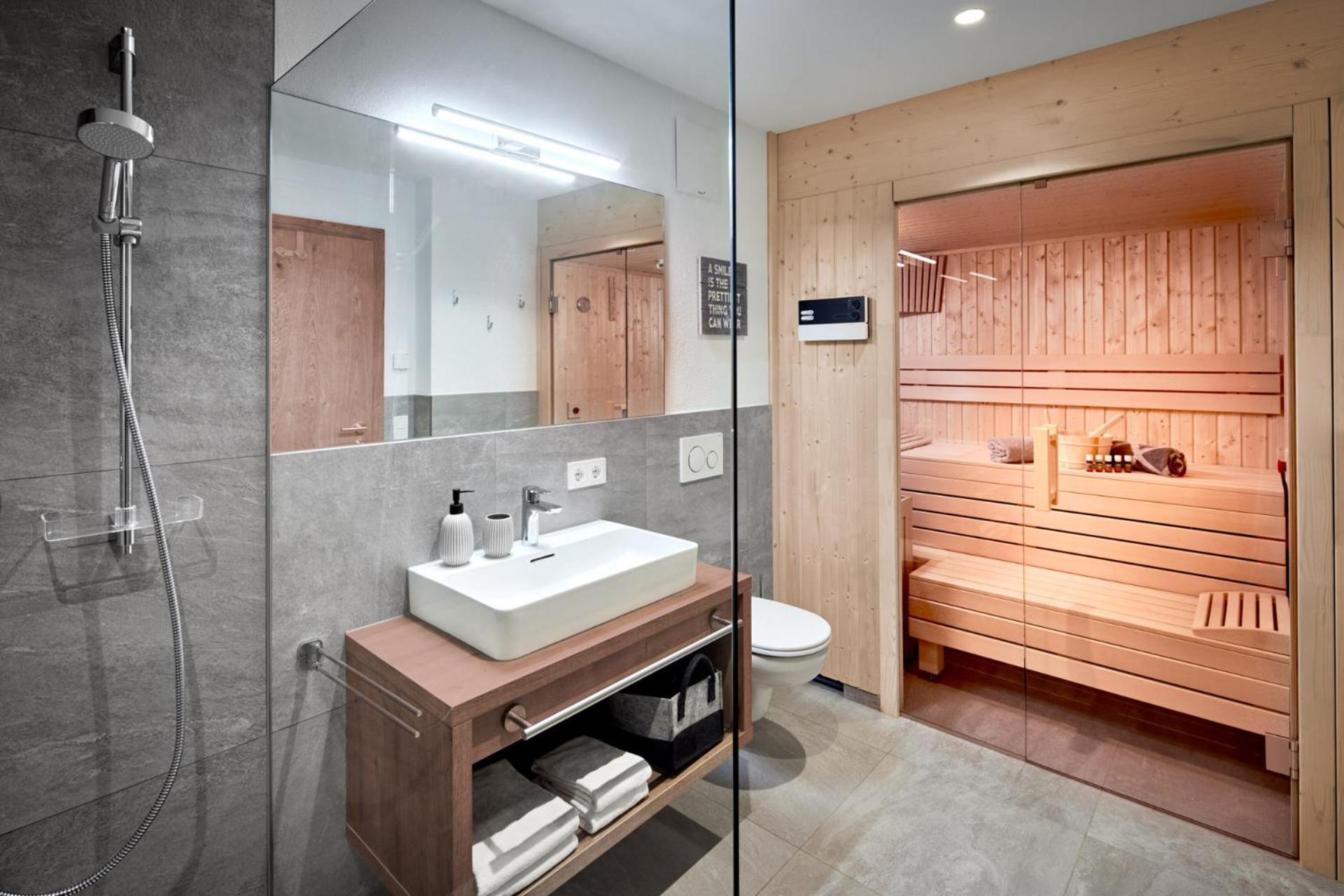 Buchensteinwand Luxusapartment Mit Sauna Am Berg